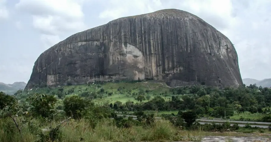 Zuma Rock, gateway to Abuja from Kubwa and Suleja, Nigeria